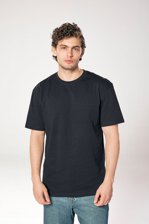 Product CAMISETA RELAXED BÁSICA  - Black Fit:RELAXED - Image 1